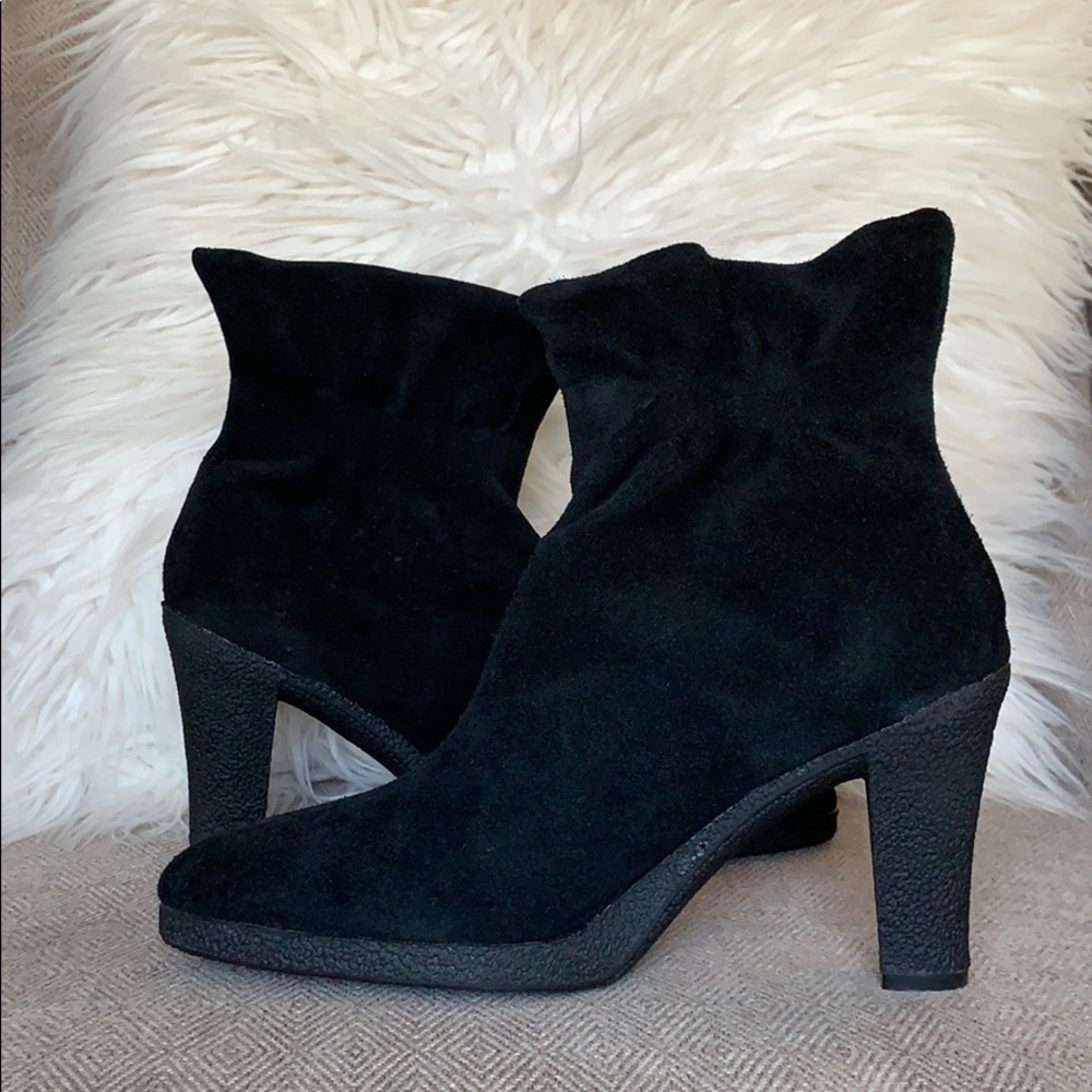 Colin Stuart Suede Ruffle Ankle Booties - Picture 6 of 8